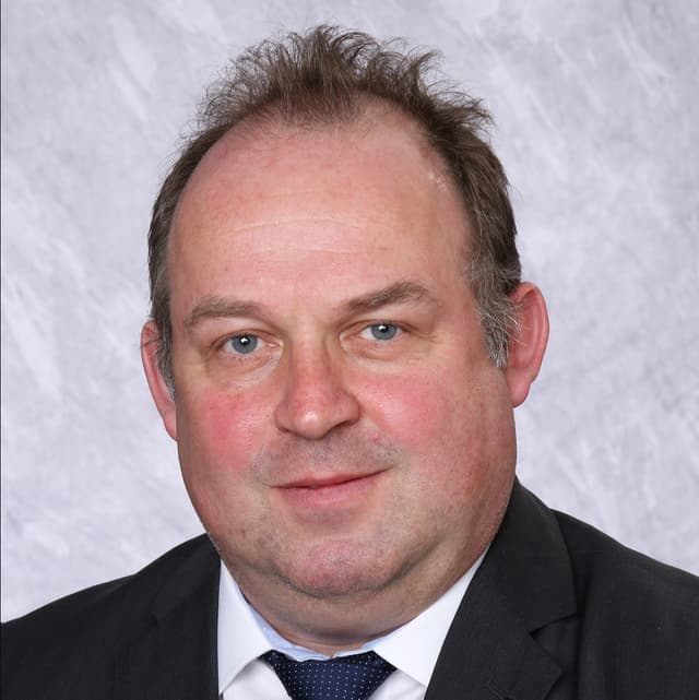 Michael Lutz