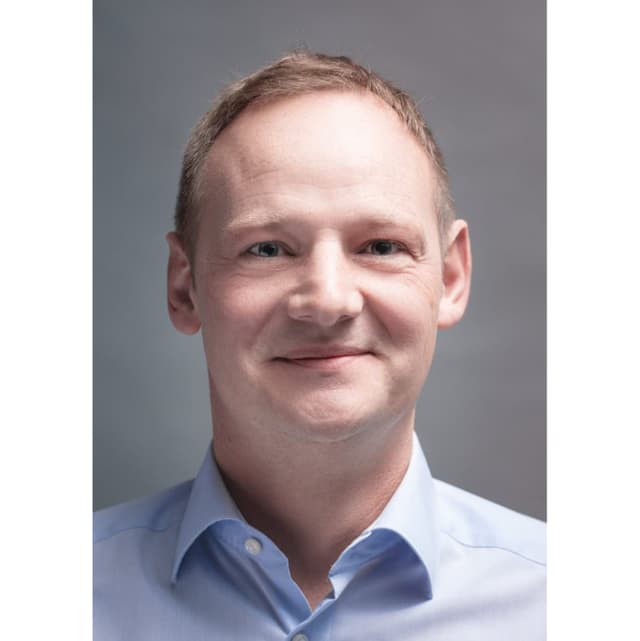 Christian  Dümke
