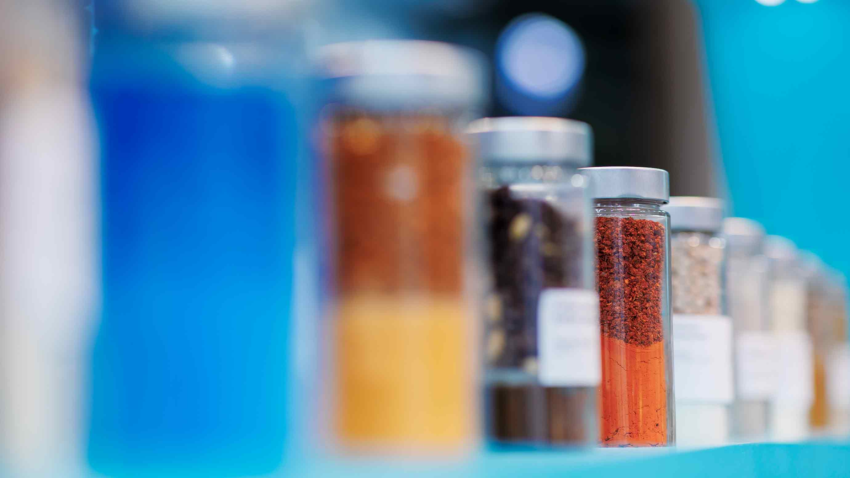 Raw materials as exhibits